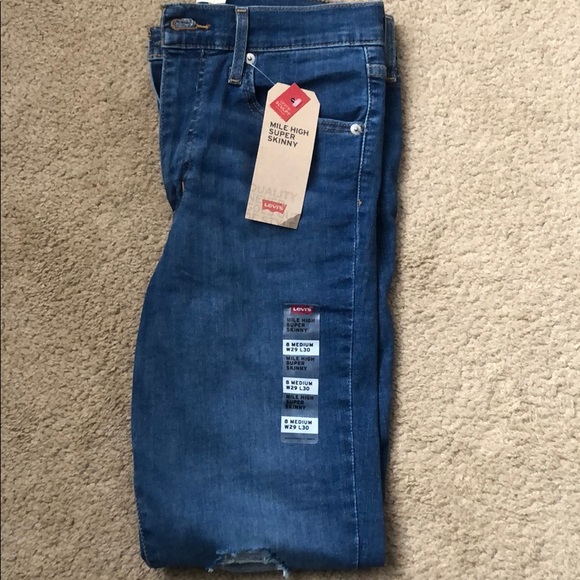 Levi’s high rise skinny jeans - Picture 2 of 2